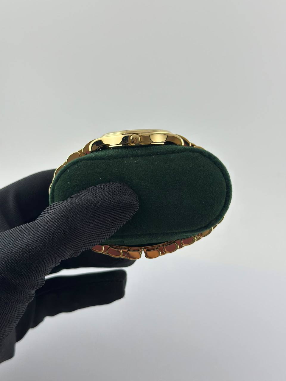Piaget Polo Yellow Gold White Dial